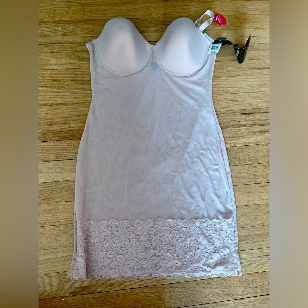 Marilyn Monroe Intimates Strapless Control Slip 2X
